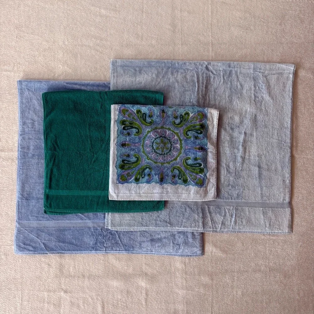 Vintage Möve (Move) Bath Towel West‎ Germany 100% Cotton Luxury Spa Retro Decor